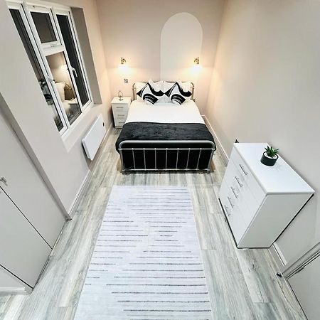 London Crescent House Top Location Ensuites Rooms Great Value 외부 사진