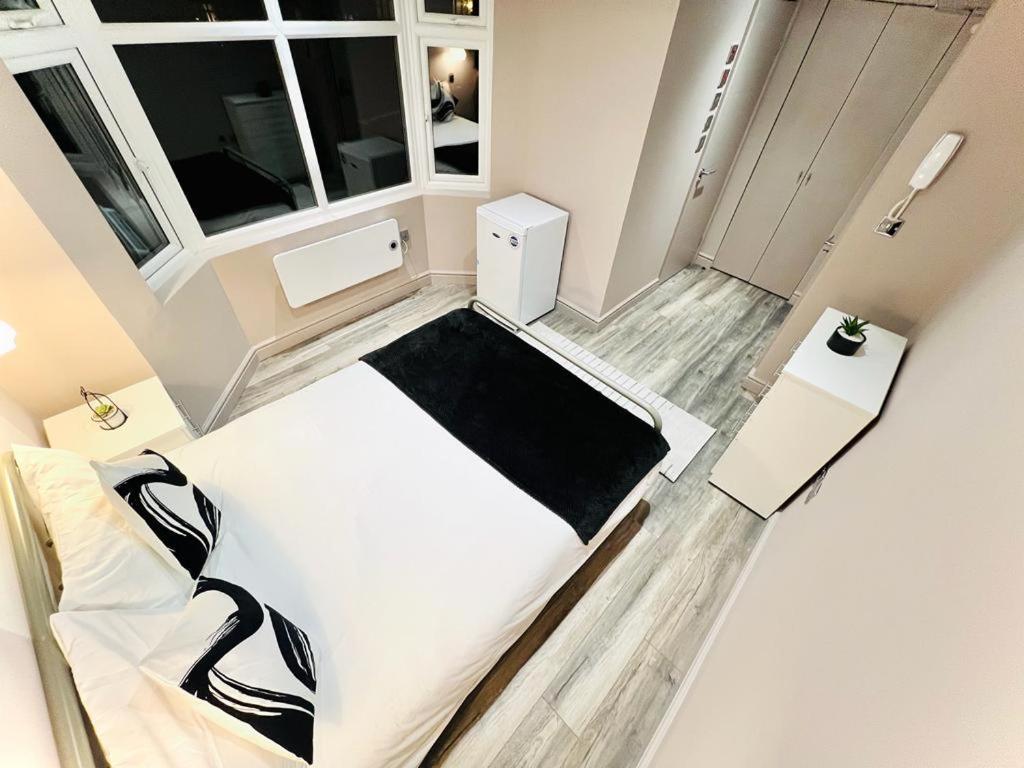London Crescent House Top Location Ensuites Rooms Great Value 외부 사진