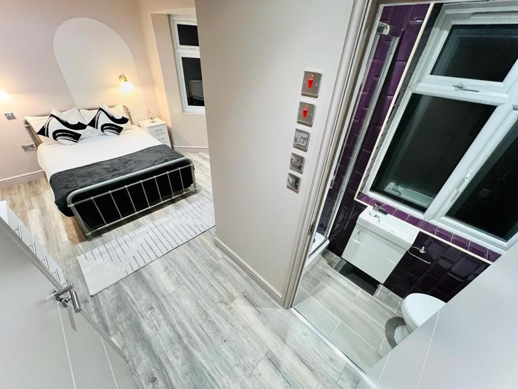 London Crescent House Top Location Ensuites Rooms Great Value 외부 사진