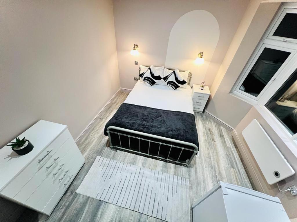 London Crescent House Top Location Ensuites Rooms Great Value 외부 사진