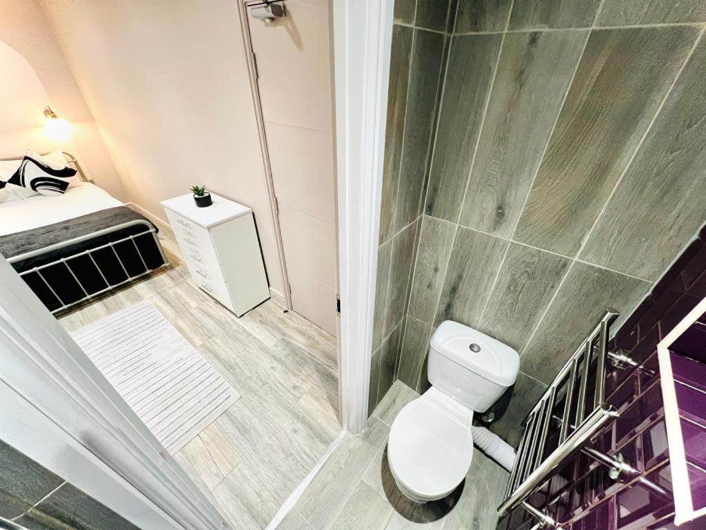 London Crescent House Top Location Ensuites Rooms Great Value 외부 사진