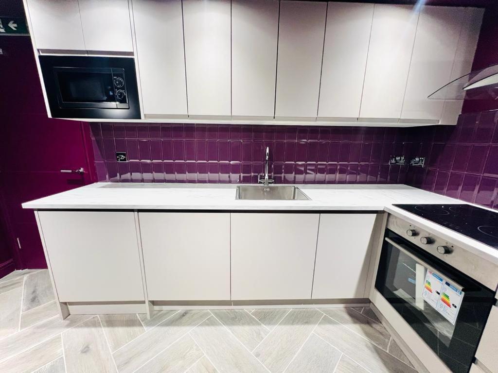 London Crescent House Top Location Ensuites Rooms Great Value 외부 사진