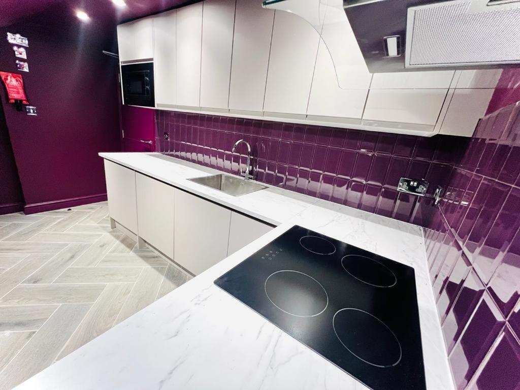 London Crescent House Top Location Ensuites Rooms Great Value 외부 사진