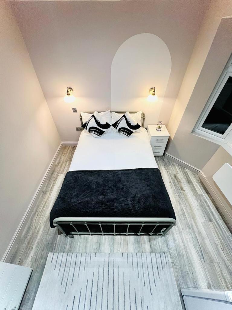 London Crescent House Top Location Ensuites Rooms Great Value 외부 사진