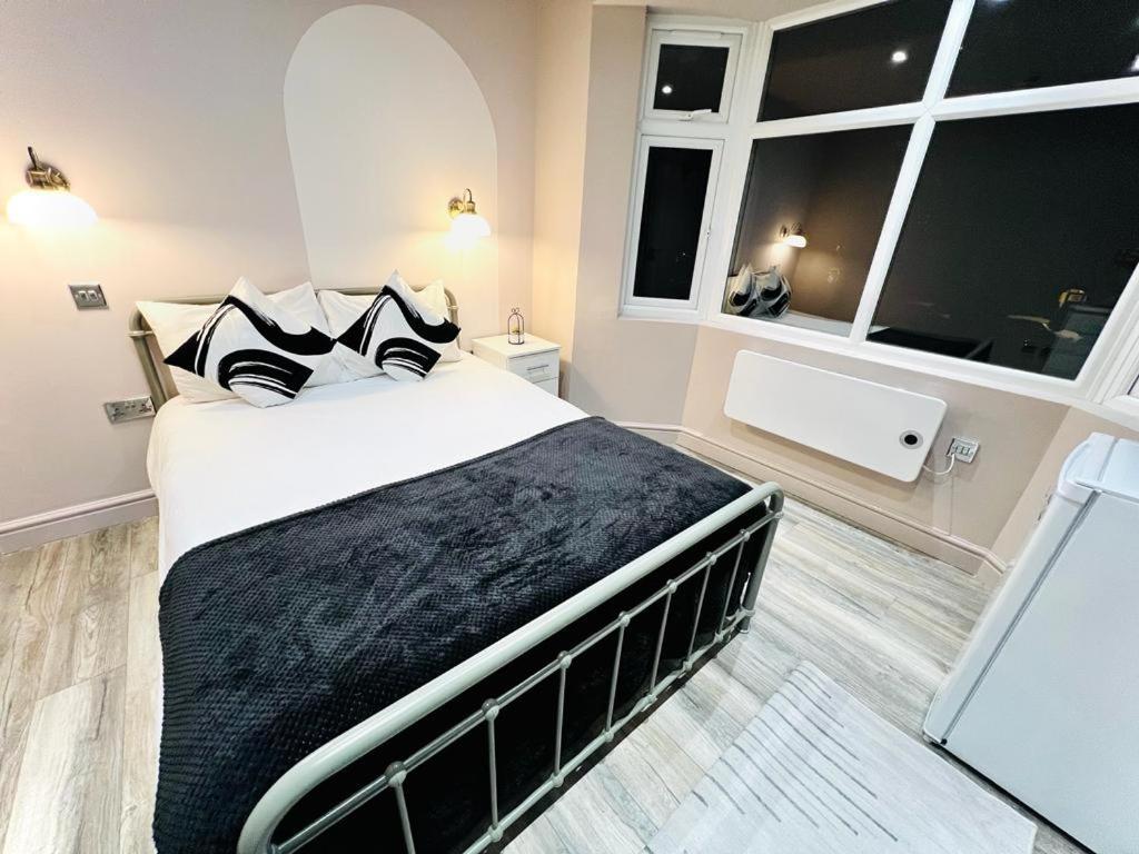 London Crescent House Top Location Ensuites Rooms Great Value 외부 사진